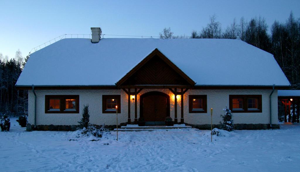 Dworek Wiktorowo Hotel Budki Petrykowskie Exterior foto